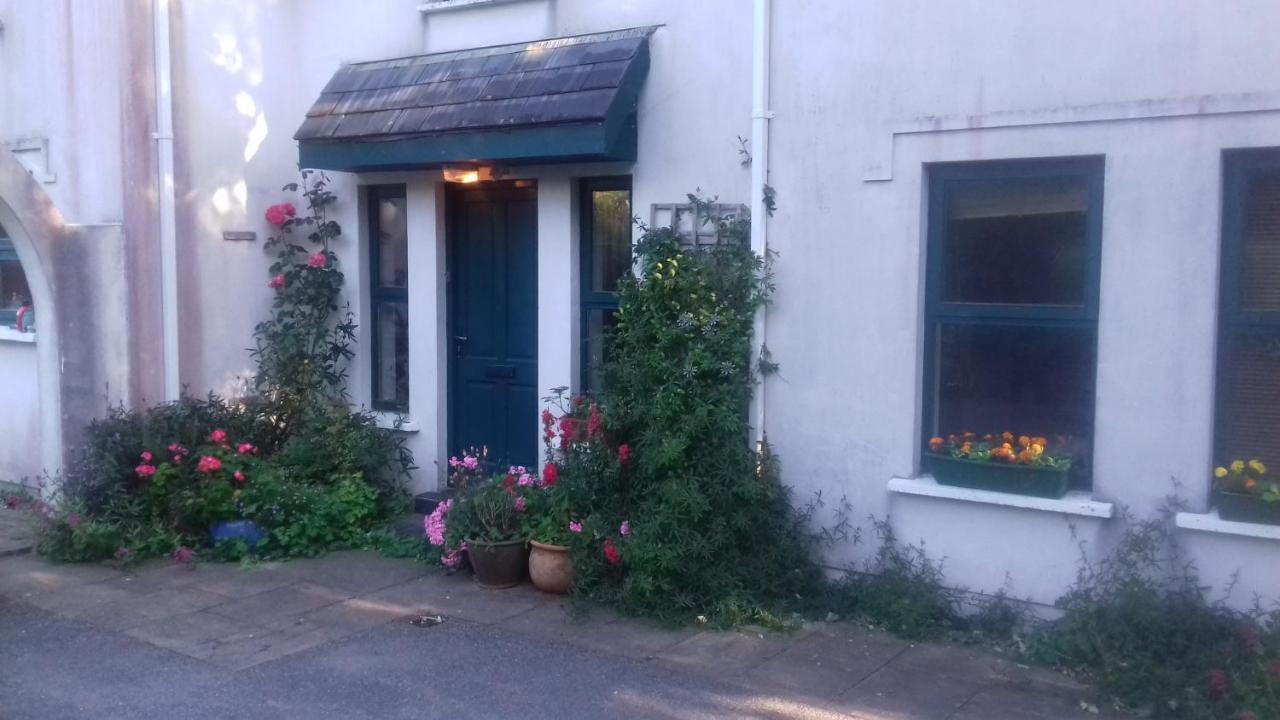 Tranquil Water Bed & Breakfast Midleton Exterior photo