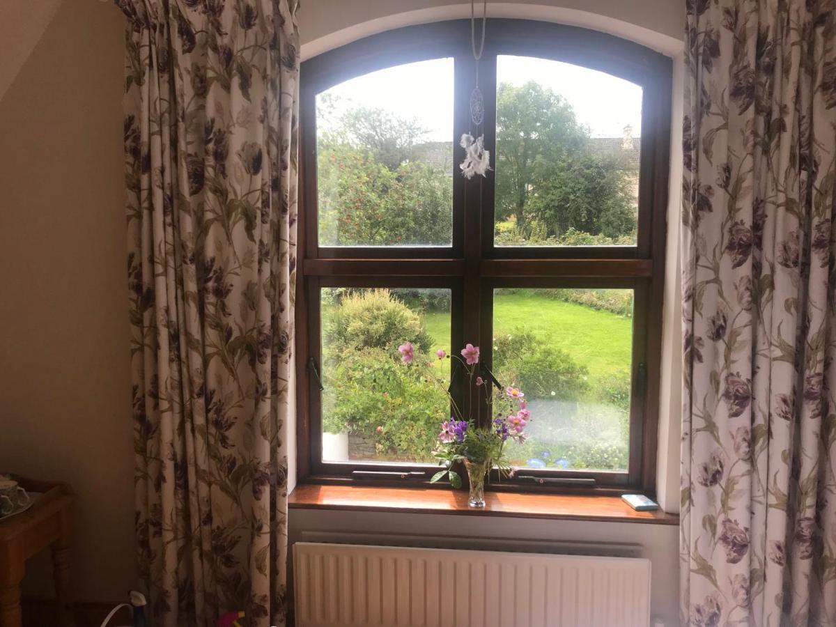 Tranquil Water Bed & Breakfast Midleton Exterior photo